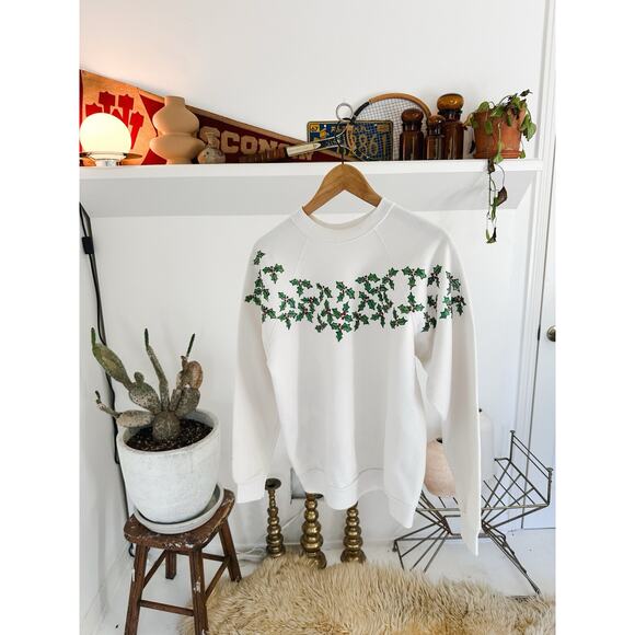 Vintage 90s Christmas Holly Flower Crewneck Sweatshirt Large - Picture 1 of 5